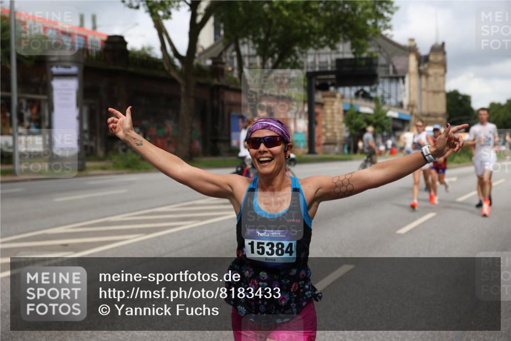 29.06.2025 - hella hamburg halbmarathon Yannick Fuchs http://msf.ph/oto/8183433 29.06.2025 10:43:21 20KM 1094, 1342, 1381, 1452, 1476, 2260, 2592, 2596, 2706, 2889, 3060, 3985, 4183, 4185, 4847, 4890, 5460, 5705, 6158, 7067, 7297, 8112, 8302, 8821, 9038, 9126, 9213, 9463, 9649, 9661, 9695, 10053, 10184, 10859, 10860, 11340, 11519, 11579, 11679, 11779, 11977, 12094, 12421, 12533, 13009, 13183, 13233, 13269, 13450, 13688, 15384, 15422, 15857, 15894, 16114, 16369, 16592, 16627, 17173, 17632, 18598, 18842, 18873, 18887 meine-sportfotos.de