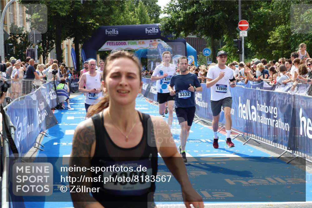 29.06.2025 - hella hamburg halbmarathon Zöllner http://msf.ph/oto/8183567 29.06.2025 10:41:19 Ziel 3332, 4205, 4303, 5387, 6901, 8122, 9711, 10375, 12434, 12895, 13876, 17834, 18764 meine-sportfotos.de