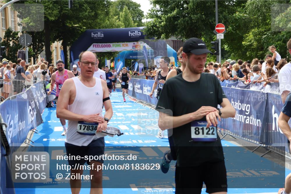 29.06.2025 - hella hamburg halbmarathon Zöllner http://msf.ph/oto/8183629 29.06.2025 10:41:21 Ziel 1570, 4205, 4303, 5387, 6771, 6901, 7432, 9711, 10375, 12434, 13876, 16816, 17834, 18764 meine-sportfotos.de