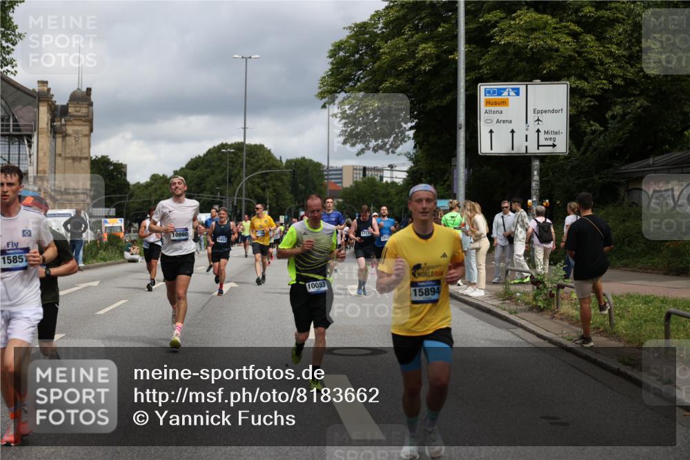 29.06.2025 - hella hamburg halbmarathon Yannick Fuchs http://msf.ph/oto/8183662 29.06.2025 10:43:23 20KM 1094, 1342, 1381, 1452, 1476, 2013, 2260, 2504, 2592, 2596, 2706, 2889, 3060, 4017, 4183, 4185, 4847, 4890, 5460, 5705, 6158, 7067, 7297, 8112, 8302, 8821, 9038, 9126, 9213, 9463, 9619, 9649, 9661, 9695, 10053, 10184, 10859, 10860, 11340, 11519, 11579, 11679, 11779, 11977, 12094, 12421, 12533, 13009, 13183, 13233, 13269, 13450, 13688, 15384, 15422, 15523, 15857, 15894, 16114, 16369, 16592, 16627, 16731, 17173, 17632, 18842, 18873, 18887 meine-sportfotos.de