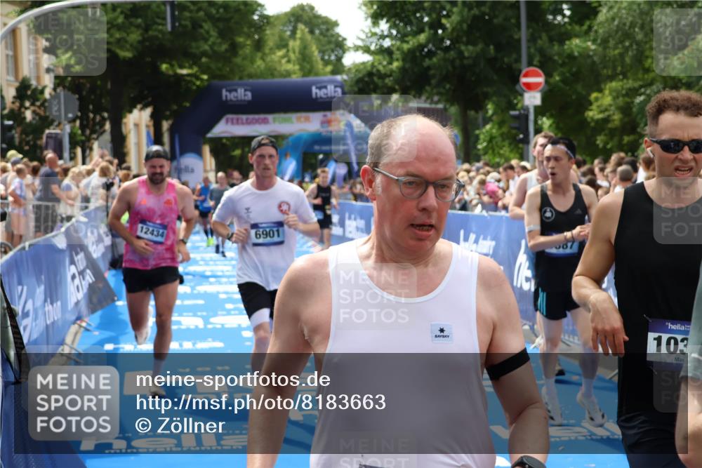 29.06.2025 - hella hamburg halbmarathon Zöllner http://msf.ph/oto/8183663 29.06.2025 10:41:22 Ziel 1570, 4303, 5387, 6771, 6901, 7432, 9711, 10783, 12434, 13876, 16816, 18764 meine-sportfotos.de
