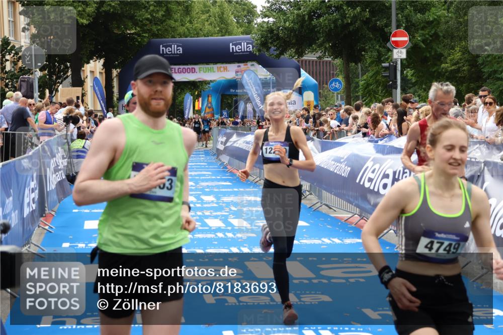 29.06.2025 - hella hamburg halbmarathon Zöllner http://msf.ph/oto/8183693 29.06.2025 10:33:01 Ziel 4463, 4749, 10453, 11169, 12290, 18679, 19059 meine-sportfotos.de