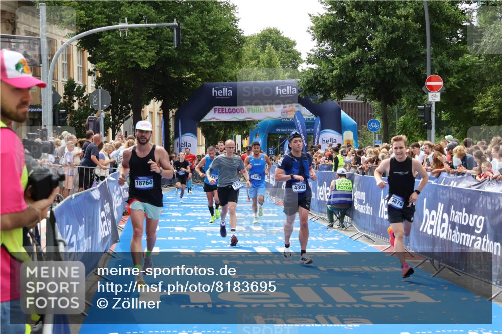 29.06.2025 - hella hamburg halbmarathon Zöllner http://msf.ph/oto/8183695 29.06.2025 10:41:25 Ziel 1570, 4303, 6771, 7432, 7774, 10783, 13876, 14555, 16816, 18412, 18509, 18573, 18764 meine-sportfotos.de