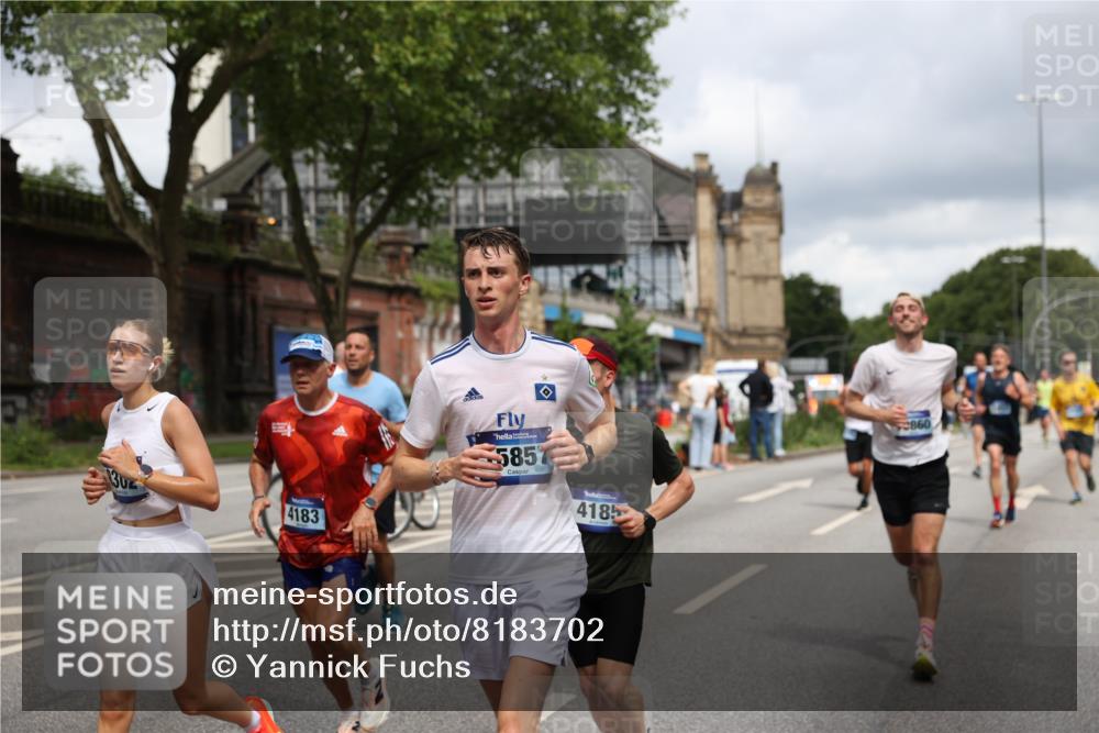 29.06.2025 - hella hamburg halbmarathon Yannick Fuchs http://msf.ph/oto/8183702 29.06.2025 10:43:24 20KM 1094, 1342, 1381, 1452, 1476, 2013, 2260, 2504, 2592, 2596, 2706, 2889, 3060, 4017, 4183, 4185, 4847, 4890, 5460, 5705, 6158, 7067, 7297, 8112, 8302, 8821, 9038, 9126, 9213, 9463, 9619, 9649, 9661, 9695, 10053, 10184, 10859, 10860, 11340, 11519, 11579, 11679, 11779, 11977, 12094, 12421, 12533, 12670, 13009, 13183, 13233, 13269, 13450, 13688, 15384, 15422, 15523, 15857, 15894, 16114, 16369, 16592, 16627, 16731, 17173, 17632, 18842, 18873, 18887 meine-sportfotos.de