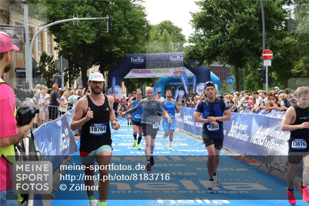 29.06.2025 - hella hamburg halbmarathon Zöllner http://msf.ph/oto/8183716 29.06.2025 10:41:26 Ziel 1570, 2797, 3204, 4303, 6771, 7432, 7774, 7796, 10783, 13876, 14555, 16816, 18412, 18509, 18573, 18764 meine-sportfotos.de