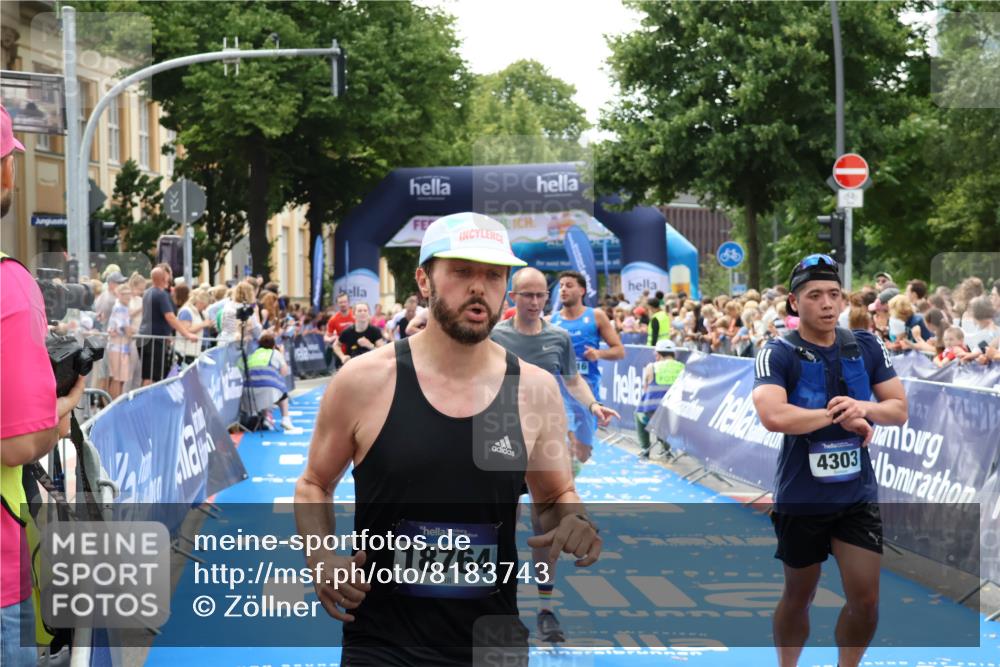 29.06.2025 - hella hamburg halbmarathon Zöllner http://msf.ph/oto/8183743 29.06.2025 10:41:27 Ziel 1570, 2797, 3204, 4303, 4893, 6771, 7432, 7774, 7796, 10783, 13876, 14555, 16816, 17882, 18412, 18509, 18573, 18764 meine-sportfotos.de
