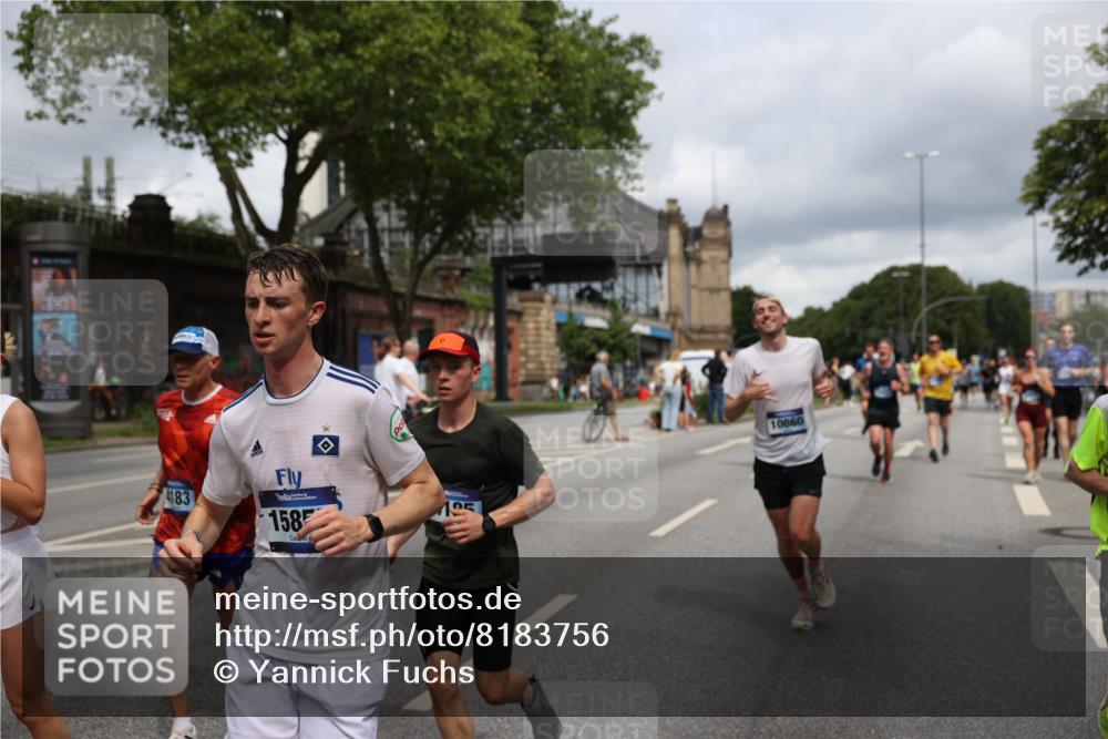 29.06.2025 - hella hamburg halbmarathon Yannick Fuchs http://msf.ph/oto/8183756 29.06.2025 10:43:25 20KM 1094, 1342, 1381, 1452, 1476, 2013, 2504, 2592, 2596, 2706, 2889, 2937, 3060, 4017, 4183, 4185, 4847, 4890, 5460, 5705, 6158, 7067, 7297, 8112, 8302, 8821, 9038, 9126, 9213, 9463, 9619, 9649, 9661, 9695, 10053, 10184, 10859, 10860, 11340, 11519, 11579, 11679, 11779, 11977, 12094, 12421, 12533, 12670, 13233, 13269, 13688, 14526, 15384, 15422, 15523, 15857, 15894, 16114, 16369, 16592, 16627, 16731, 17173, 17632, 18842, 18873, 18887 meine-sportfotos.de