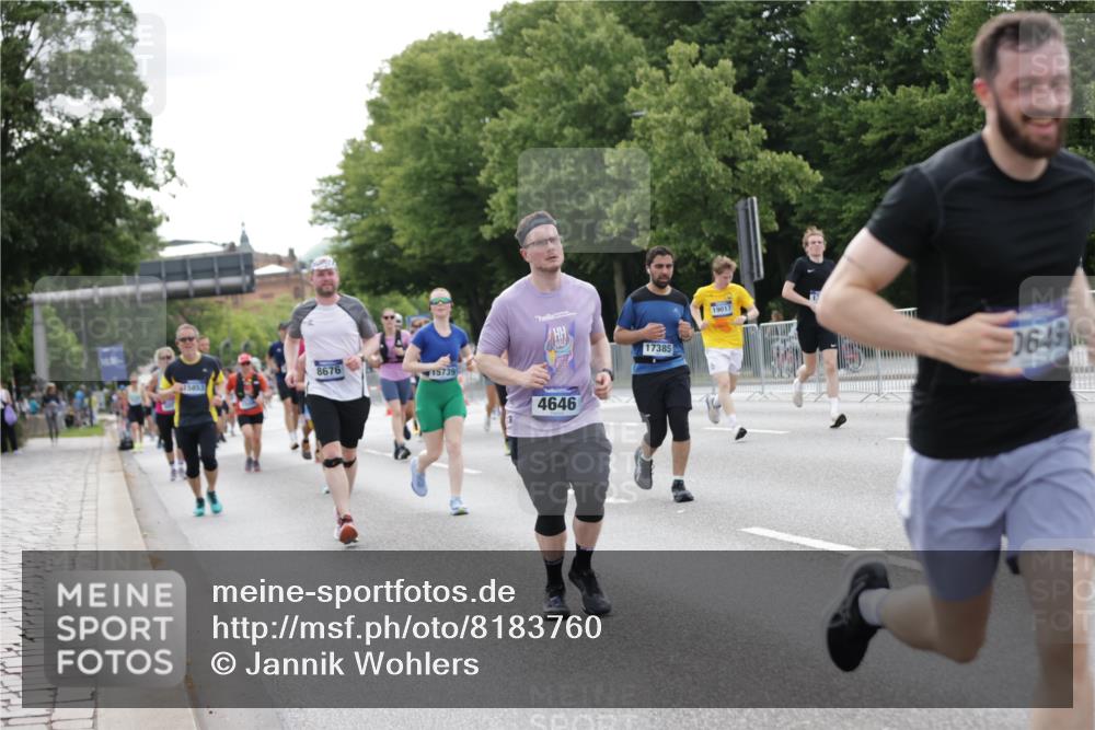 29.06.2025 - hella hamburg halbmarathon Jannik Wohlers http://msf.ph/oto/8183760 29.06.2025 10:23:21 Lombardsbrücke 1304, 1545, 2125, 2489, 4122, 4391, 4646, 4990, 5055, 5160, 5358, 5406, 6747, 8031, 8149, 8181, 8676, 9603, 9715, 10649, 11044, 11300, 11454, 11793, 13149, 14521, 15739, 15853, 16251, 16331, 17199, 17385, 17513, 18091, 18314, 18745, 18865, 18998, 19017 meine-sportfotos.de