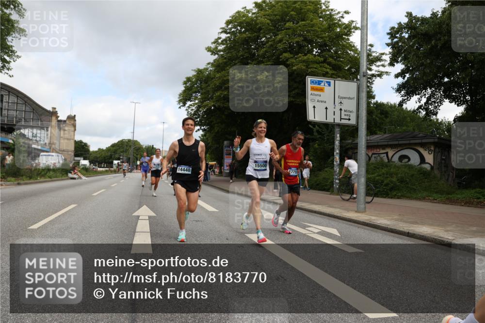 29.06.2025 - hella hamburg halbmarathon Yannick Fuchs http://msf.ph/oto/8183770 29.06.2025 10:29:01 20KM 1080, 2228, 2879, 3005, 5550, 6305, 7534, 7884, 7901, 9376, 9519, 11019, 11202, 11230, 13771, 14448, 14549, 15500, 15902, 16148, 16243, 16417, 17751, 17877, 18026, 18906 meine-sportfotos.de