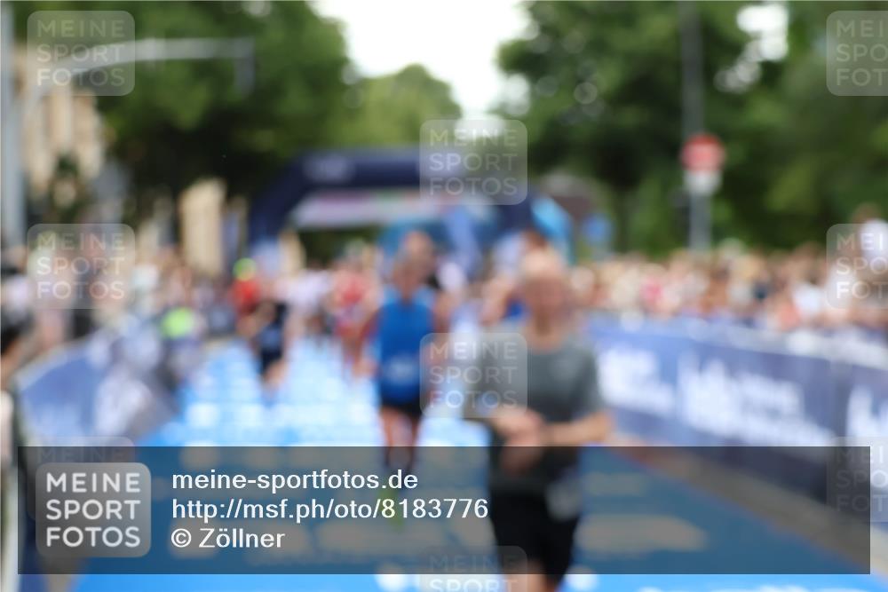 29.06.2025 - hella hamburg halbmarathon Zöllner http://msf.ph/oto/8183776 29.06.2025 10:41:28 Ziel 1570, 2797, 3204, 4303, 4893, 6771, 7432, 7774, 7796, 10783, 14555, 16816, 17882, 18412, 18509, 18573 meine-sportfotos.de
