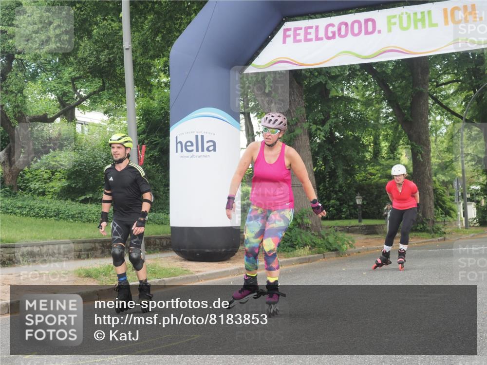 29.06.2025 - hella hamburg halbmarathon KatJ http://msf.ph/oto/8183853 29.06.2025 09:24:16 Zwischen KM18-KM19  meine-sportfotos.de