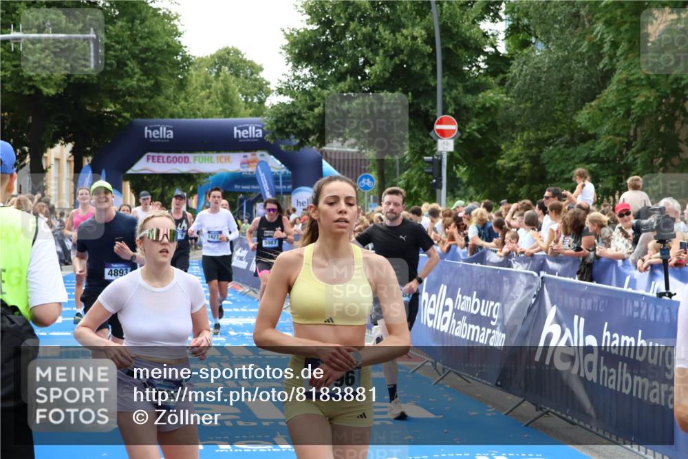 29.06.2025 - hella hamburg halbmarathon Zöllner http://msf.ph/oto/8183881 29.06.2025 10:41:35 Ziel 2579, 2797, 3204, 4893, 5987, 7796, 8358, 9885, 10894, 12588, 13457, 14275, 16084, 17159, 17882, 18442, 18491 meine-sportfotos.de