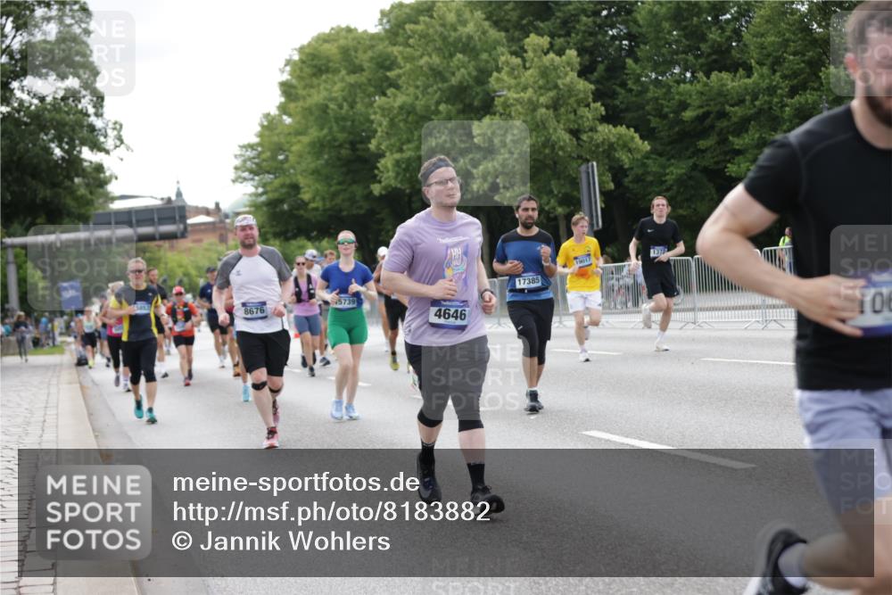29.06.2025 - hella hamburg halbmarathon Jannik Wohlers http://msf.ph/oto/8183882 29.06.2025 10:23:21 Lombardsbrücke 1304, 1545, 2125, 2489, 4122, 4391, 4646, 4990, 5055, 5160, 5358, 5406, 6747, 8031, 8149, 8181, 8676, 9603, 9715, 10649, 11044, 11300, 11454, 11793, 13149, 14521, 15739, 15853, 16251, 16331, 17199, 17385, 17513, 18091, 18314, 18745, 18865, 18998, 19017 meine-sportfotos.de