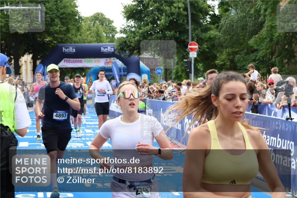 29.06.2025 - hella hamburg halbmarathon Zöllner http://msf.ph/oto/8183892 29.06.2025 10:41:35 Ziel 2579, 2797, 3204, 4893, 5987, 7796, 8358, 9885, 10894, 12588, 13457, 14275, 16084, 17159, 17882, 18442, 18491 meine-sportfotos.de