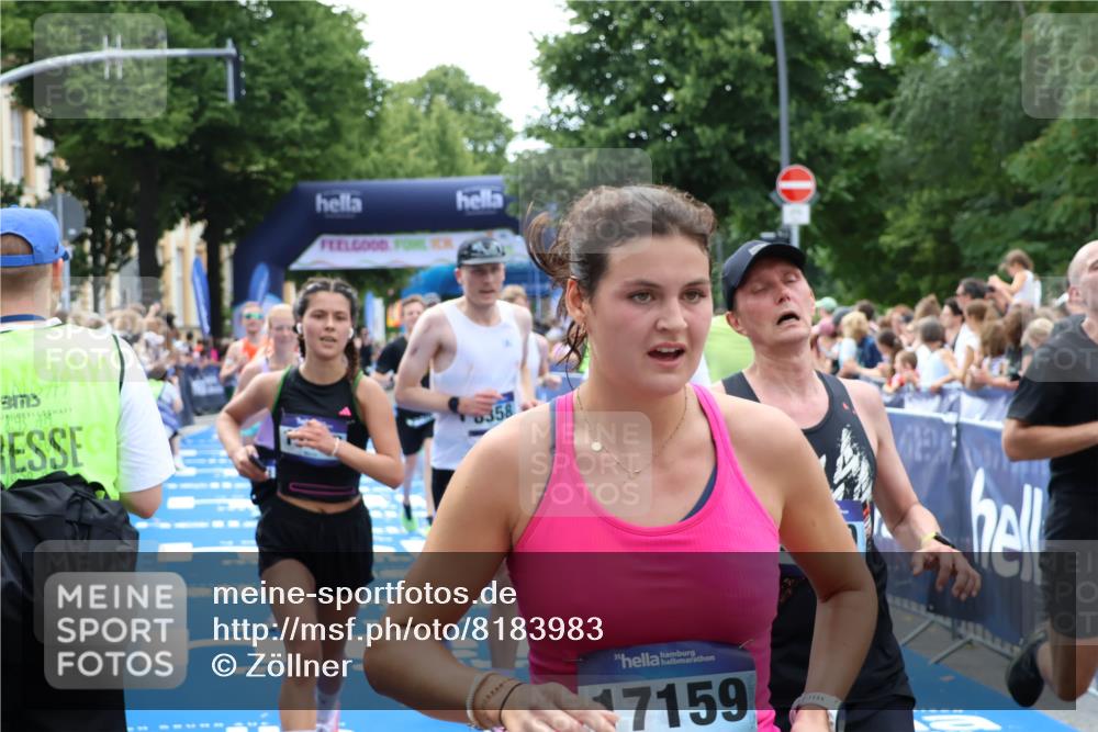 29.06.2025 - hella hamburg halbmarathon Zöllner http://msf.ph/oto/8183983 29.06.2025 10:41:39 Ziel 2579, 8358, 9640, 9885, 10894, 12588, 13457, 13714, 14275, 16084, 18442, 18491 meine-sportfotos.de
