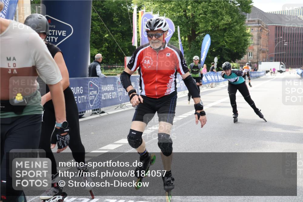 29.06.2025 - hella hamburg halbmarathon Strokosch-Dieckow http://msf.ph/oto/8184057 29.06.2025 09:24:20 Ziel 20003, 20109, 20149, 20216, 20336, 20391 meine-sportfotos.de