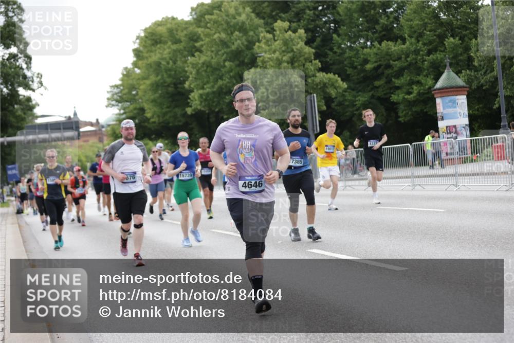 29.06.2025 - hella hamburg halbmarathon Jannik Wohlers http://msf.ph/oto/8184084 29.06.2025 10:23:21 Lombardsbrücke 1304, 1545, 2125, 2489, 4122, 4391, 4646, 4990, 5055, 5160, 5358, 5406, 6747, 8031, 8149, 8181, 8676, 9603, 9715, 10649, 11044, 11300, 11454, 11793, 13149, 14521, 15739, 15853, 16251, 16331, 17199, 17385, 17513, 18091, 18314, 18745, 18865, 18998, 19017 meine-sportfotos.de