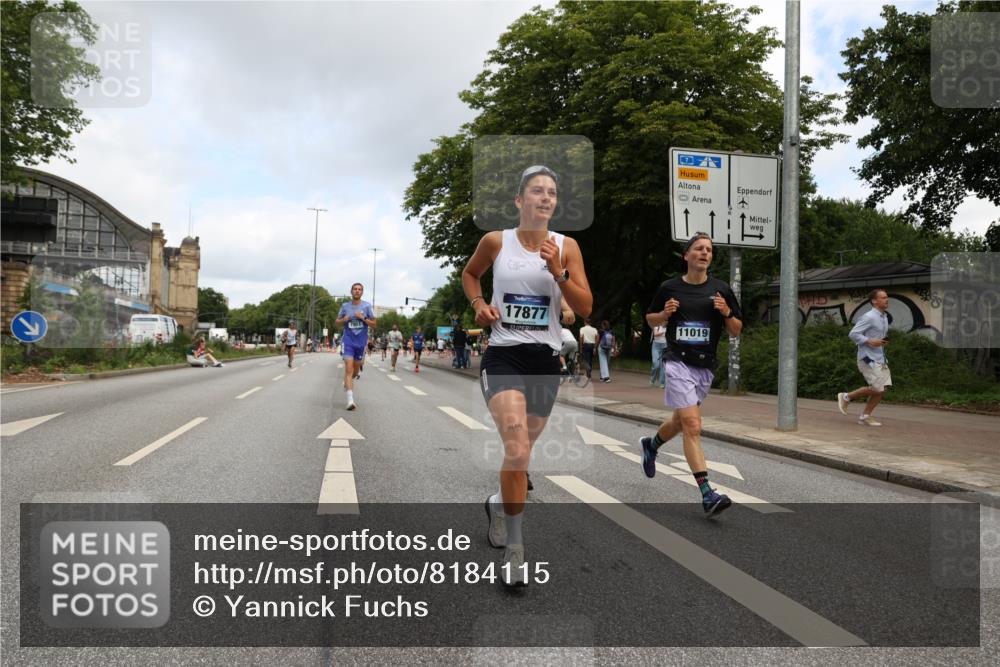 29.06.2025 - hella hamburg halbmarathon Yannick Fuchs http://msf.ph/oto/8184115 29.06.2025 10:29:03 20KM 1080, 2228, 2879, 3005, 5550, 6305, 7534, 7884, 7901, 9376, 9519, 11019, 11202, 11230, 11661, 13771, 14448, 14549, 15500, 15902, 16148, 16243, 16417, 17751, 17877, 18026, 18837 meine-sportfotos.de