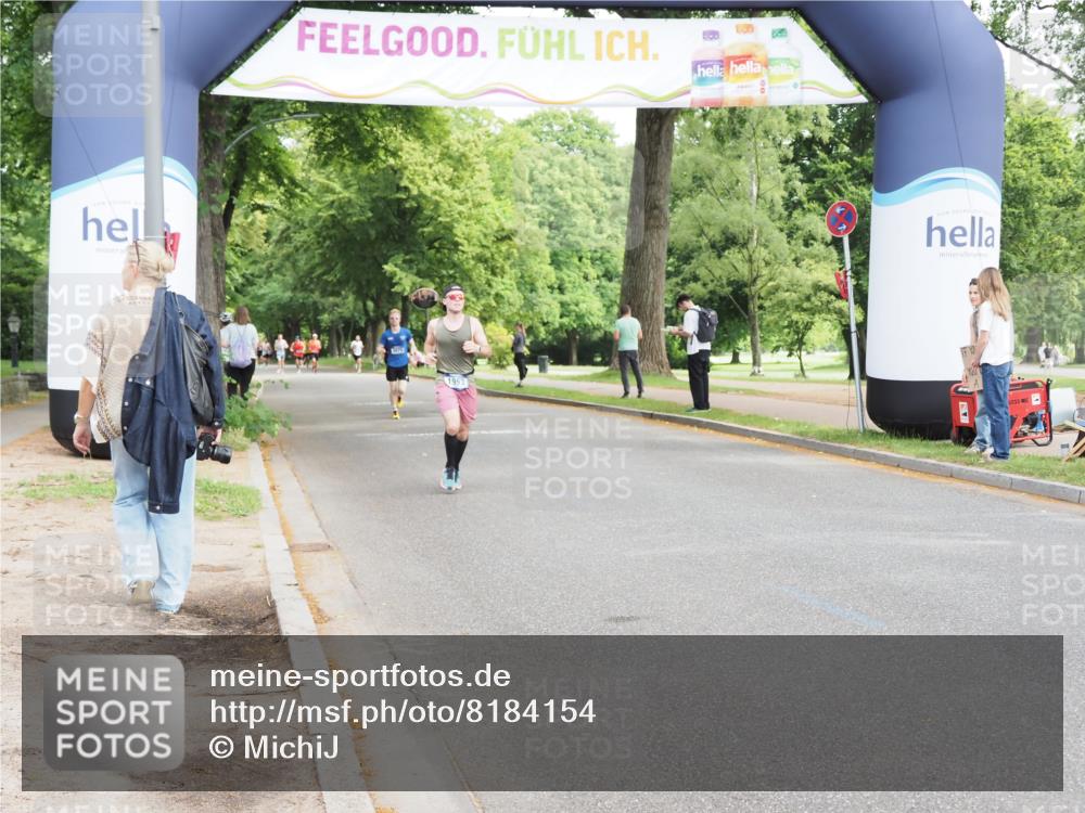 29.06.2025 - hella hamburg halbmarathon MichiJ http://msf.ph/oto/8184154 29.06.2025 10:18:03 Zwischen KM18-KM19 13383 meine-sportfotos.de