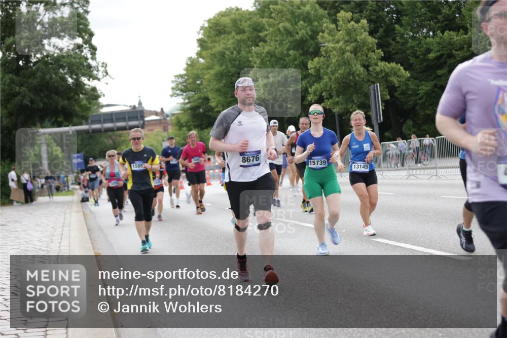 29.06.2025 - hella hamburg halbmarathon Jannik Wohlers http://msf.ph/oto/8184270 29.06.2025 10:23:23 Lombardsbrücke 1304, 1545, 2125, 2489, 4122, 4646, 4990, 5055, 5160, 5358, 6747, 8031, 8149, 8181, 8502, 8676, 9217, 9603, 9715, 10649, 11044, 11300, 11454, 11793, 13149, 14521, 15739, 15853, 16331, 17385, 17513, 18091, 18314, 18745, 18865, 18998, 19017 meine-sportfotos.de