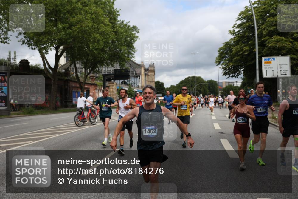 29.06.2025 - hella hamburg halbmarathon Yannick Fuchs http://msf.ph/oto/8184276 29.06.2025 10:43:28 20KM 1094, 1342, 1381, 1452, 1476, 2013, 2504, 2592, 2596, 2706, 2889, 2937, 3060, 4017, 4183, 4185, 4832, 5460, 5705, 6158, 7067, 7297, 8112, 8302, 8821, 9038, 9126, 9213, 9463, 9619, 9649, 9695, 9924, 10053, 10184, 10859, 10860, 11340, 11519, 11579, 11679, 11779, 11819, 11977, 12094, 12421, 12533, 12670, 13233, 13269, 13688, 14526, 15422, 15523, 15857, 15894, 16114, 16369, 16627, 16653, 16731, 16891, 17173, 17632, 17753, 18058, 18842, 18873 meine-sportfotos.de