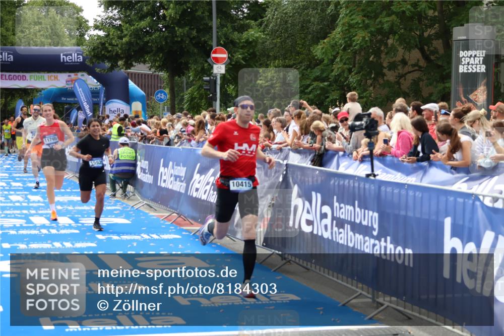 29.06.2025 - hella hamburg halbmarathon Zöllner http://msf.ph/oto/8184303 29.06.2025 10:41:55 Ziel 1169, 7092, 10415, 11765, 15521, 15935, 16507 meine-sportfotos.de