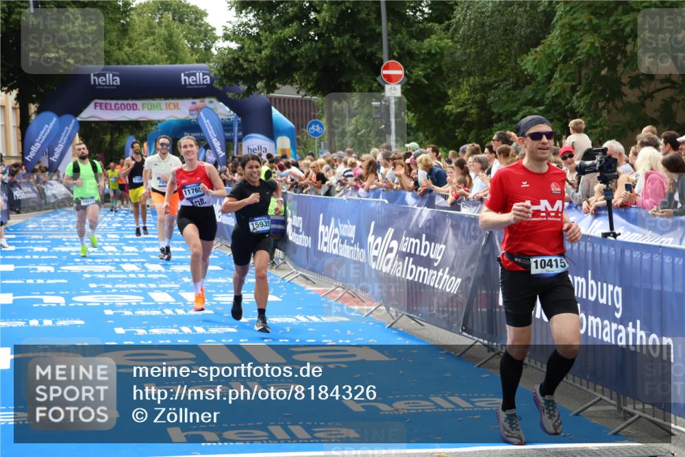 29.06.2025 - hella hamburg halbmarathon Zöllner http://msf.ph/oto/8184326 29.06.2025 10:41:55 Ziel 1169, 7092, 10415, 11765, 15521, 15935, 16507 meine-sportfotos.de