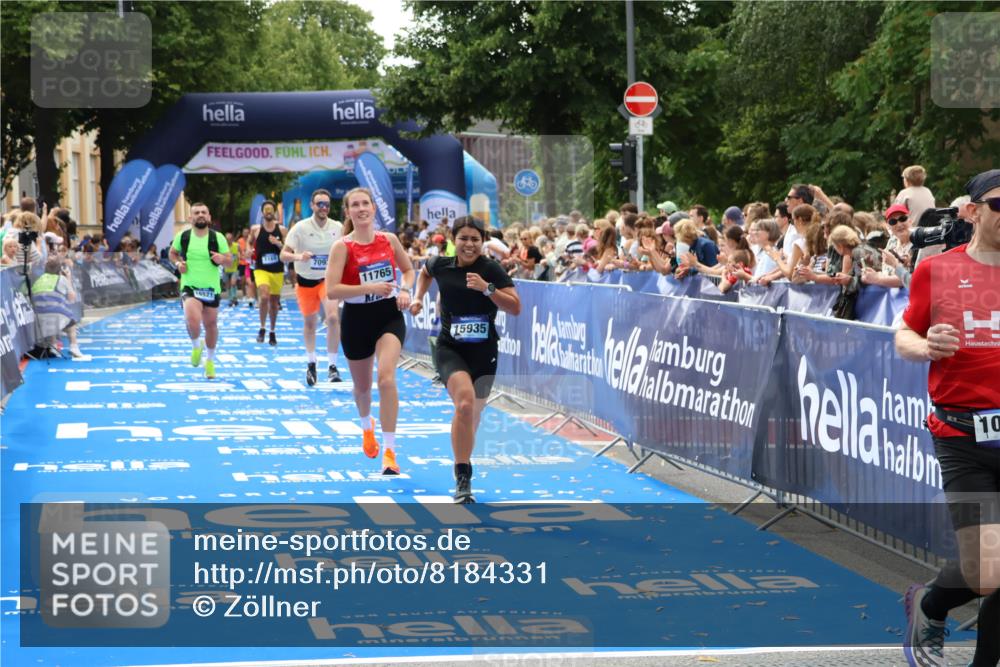 29.06.2025 - hella hamburg halbmarathon Zöllner http://msf.ph/oto/8184331 29.06.2025 10:41:56 Ziel 1169, 7092, 10415, 11765, 15521, 15935, 16507 meine-sportfotos.de
