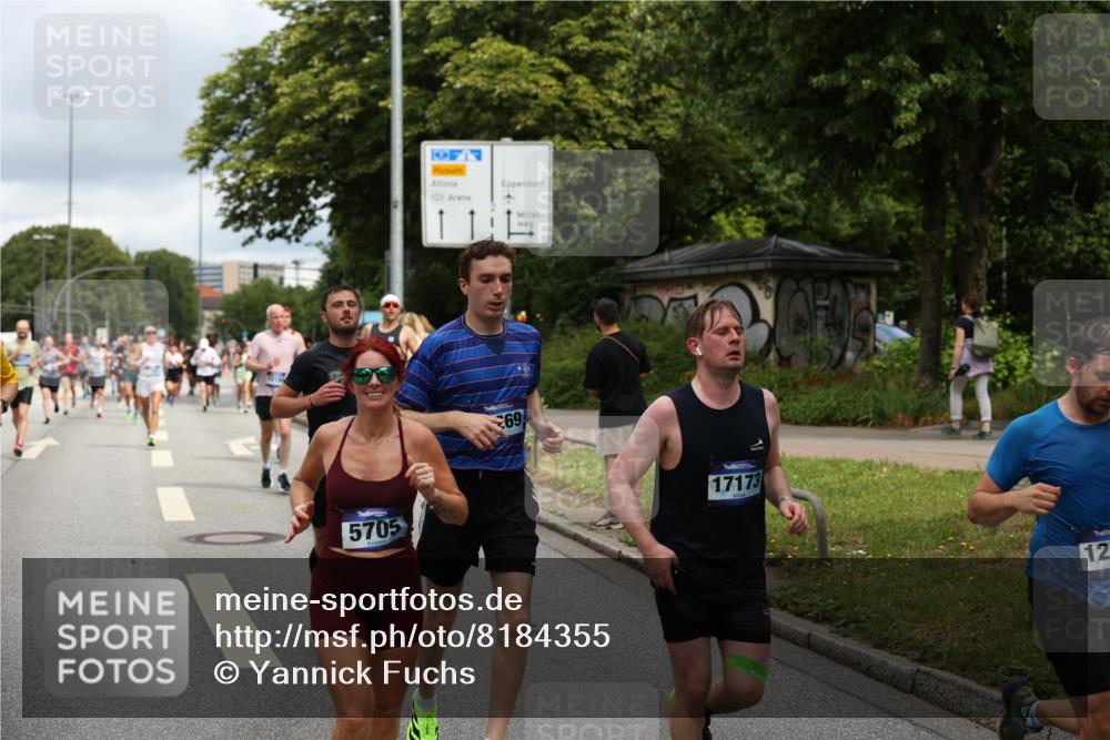 29.06.2025 - hella hamburg halbmarathon Yannick Fuchs http://msf.ph/oto/8184355 29.06.2025 10:43:29 20KM 1094, 1342, 1381, 1452, 1476, 2013, 2504, 2592, 2596, 2706, 2889, 2937, 3060, 4017, 4183, 4185, 4832, 5460, 5705, 6158, 7067, 7297, 7332, 8112, 8302, 8821, 9038, 9126, 9213, 9463, 9619, 9649, 9695, 9924, 10053, 10184, 10859, 10860, 11340, 11519, 11579, 11679, 11779, 11819, 11977, 12094, 12421, 12533, 12670, 13233, 13269, 13688, 14526, 15422, 15523, 15857, 15894, 16114, 16369, 16627, 16653, 16731, 16891, 17173, 17632, 17753, 18058, 18842, 18873 meine-sportfotos.de