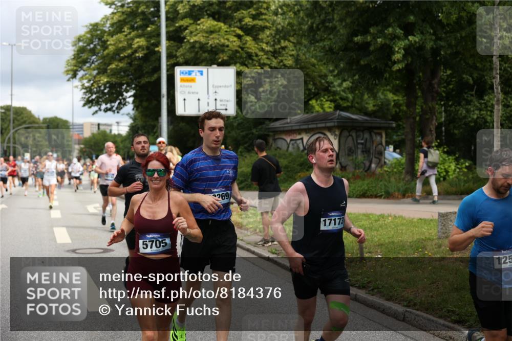 29.06.2025 - hella hamburg halbmarathon Yannick Fuchs http://msf.ph/oto/8184376 29.06.2025 10:43:29 20KM 1094, 1342, 1381, 1452, 1476, 2013, 2504, 2592, 2596, 2706, 2889, 2937, 3060, 4017, 4183, 4185, 4832, 5460, 5705, 6158, 7067, 7297, 7332, 8112, 8302, 8821, 9038, 9126, 9213, 9463, 9619, 9649, 9695, 9924, 10053, 10184, 10859, 10860, 11340, 11519, 11579, 11679, 11779, 11819, 11977, 12094, 12421, 12533, 12670, 13233, 13269, 13688, 14526, 15422, 15523, 15857, 15894, 16114, 16369, 16627, 16653, 16731, 16891, 17173, 17632, 17753, 18058, 18842, 18873 meine-sportfotos.de