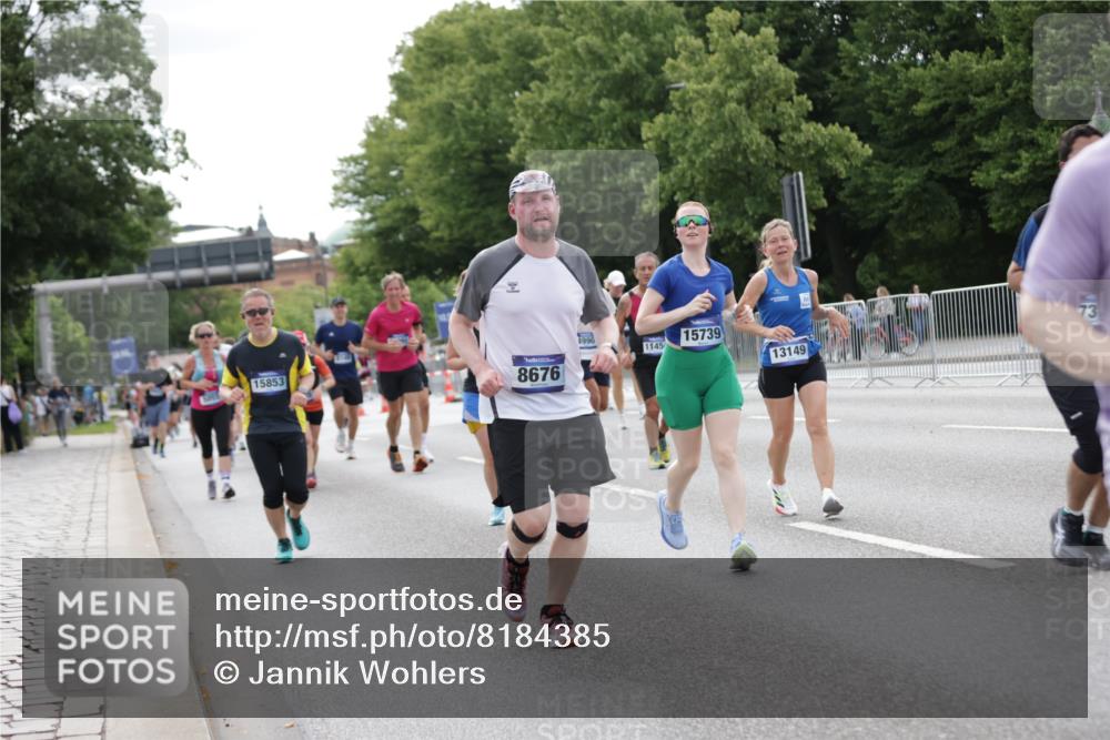 29.06.2025 - hella hamburg halbmarathon Jannik Wohlers http://msf.ph/oto/8184385 29.06.2025 10:23:23 Lombardsbrücke 1304, 1545, 2125, 2489, 4122, 4646, 4990, 5055, 5160, 5358, 6747, 8031, 8149, 8181, 8502, 8676, 9217, 9603, 9715, 10649, 11044, 11300, 11454, 11793, 13149, 14521, 15739, 15853, 16331, 17385, 17513, 18091, 18314, 18745, 18865, 18998, 19017 meine-sportfotos.de
