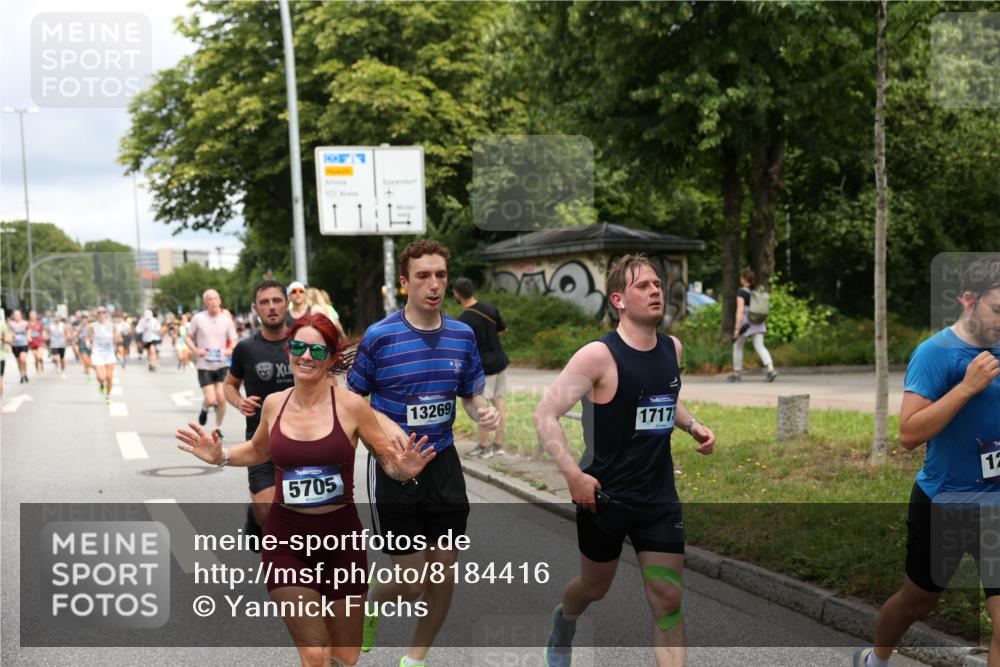 29.06.2025 - hella hamburg halbmarathon Yannick Fuchs http://msf.ph/oto/8184416 29.06.2025 10:43:29 20KM 1094, 1342, 1381, 1452, 1476, 2013, 2504, 2592, 2596, 2706, 2889, 2937, 3060, 4017, 4183, 4185, 4832, 5460, 5705, 6158, 7067, 7297, 7332, 8112, 8302, 8821, 9038, 9126, 9213, 9463, 9619, 9649, 9695, 9924, 10053, 10184, 10859, 10860, 11340, 11519, 11579, 11679, 11779, 11819, 11977, 12094, 12421, 12533, 12670, 13233, 13269, 13688, 14526, 15422, 15523, 15857, 15894, 16114, 16369, 16627, 16653, 16731, 16891, 17173, 17632, 17753, 18058, 18842, 18873 meine-sportfotos.de