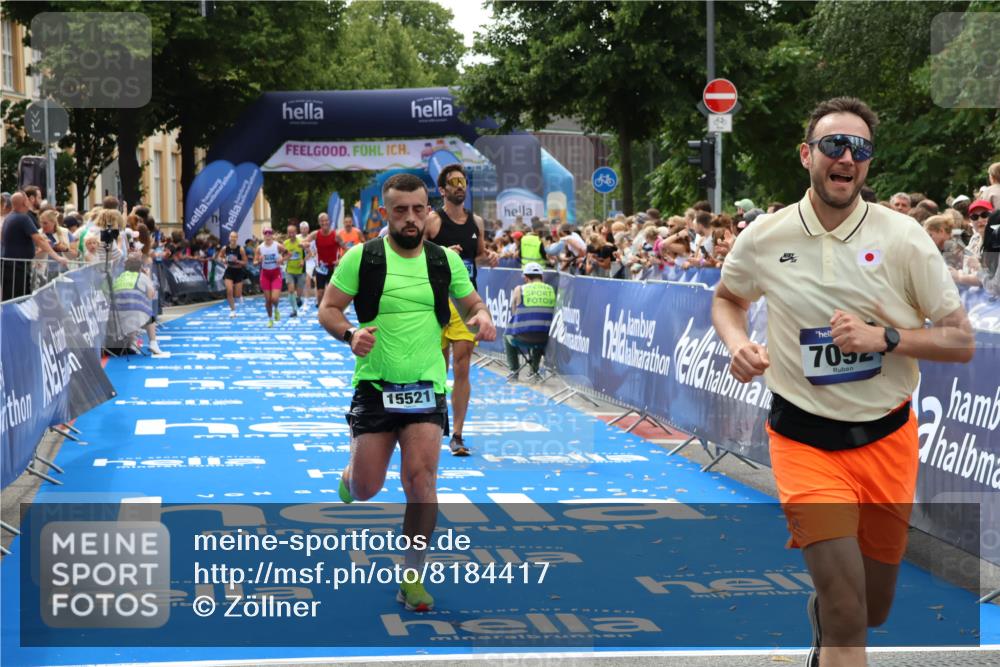 29.06.2025 - hella hamburg halbmarathon Zöllner http://msf.ph/oto/8184417 29.06.2025 10:41:59 Ziel 1169, 5690, 7092, 7363, 8694, 15521, 16507, 17926 meine-sportfotos.de