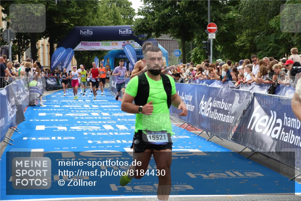 29.06.2025 - hella hamburg halbmarathon Zöllner http://msf.ph/oto/8184430 29.06.2025 10:42:00 Ziel 1169, 5690, 7363, 8694, 15521, 15846, 16507, 17926 meine-sportfotos.de