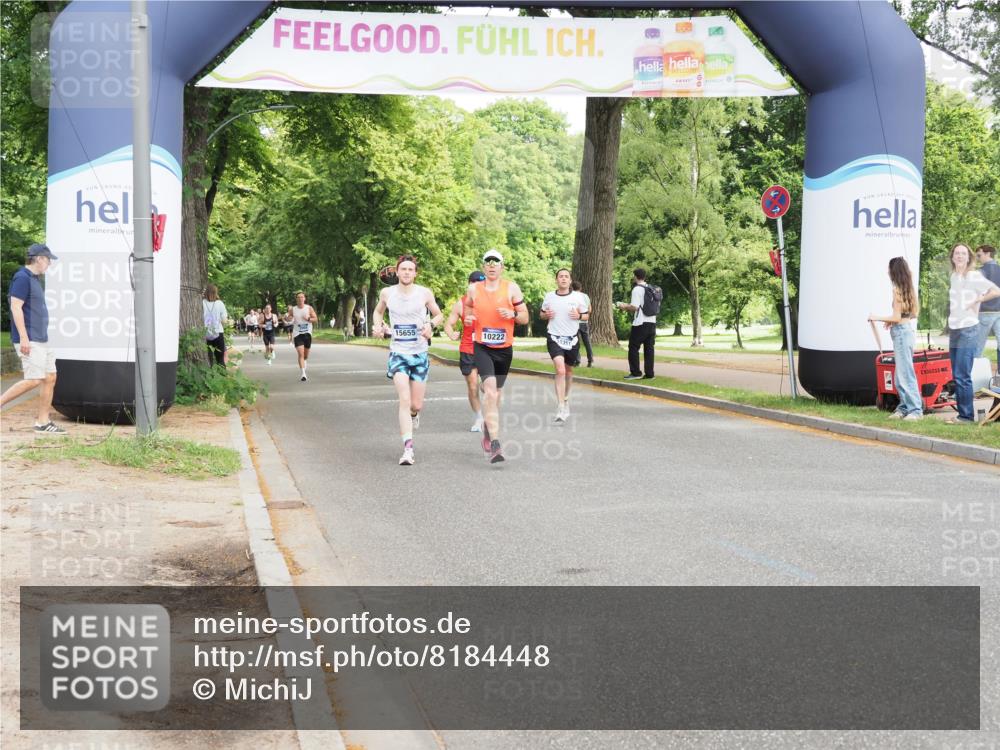 29.06.2025 - hella hamburg halbmarathon MichiJ http://msf.ph/oto/8184448 29.06.2025 10:18:18 Zwischen KM18-KM19  meine-sportfotos.de