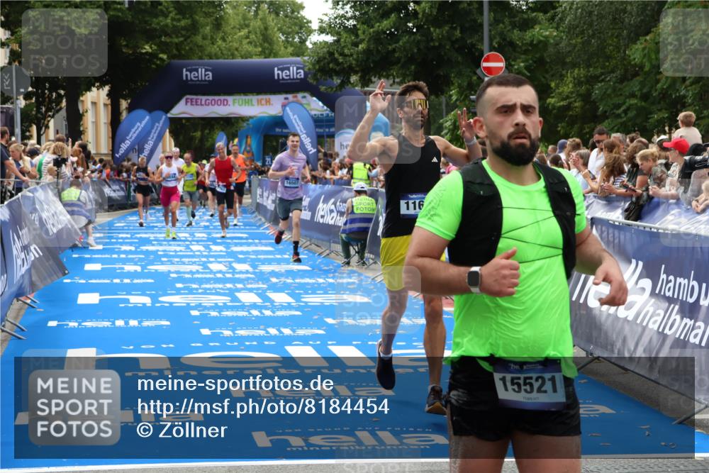 29.06.2025 - hella hamburg halbmarathon Zöllner http://msf.ph/oto/8184454 29.06.2025 10:42:00 Ziel 1169, 5690, 7363, 8694, 15521, 15846, 16507, 17926 meine-sportfotos.de