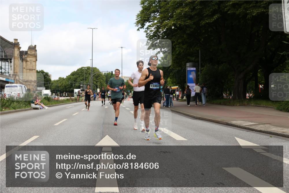 29.06.2025 - hella hamburg halbmarathon Yannick Fuchs http://msf.ph/oto/8184606 29.06.2025 10:29:12 20KM 1002, 1080, 3005, 5048, 5152, 5550, 6878, 7534, 7628, 7884, 7901, 9519, 9686, 11019, 11202, 11230, 11661, 15902, 16417, 17014, 18026, 18837 meine-sportfotos.de