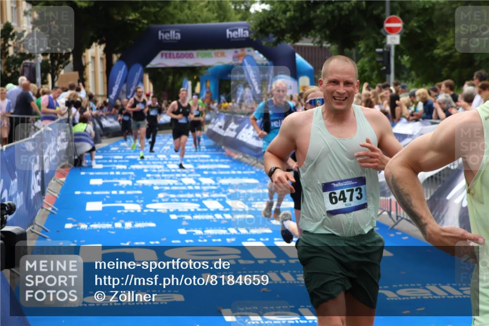 29.06.2025 - hella hamburg halbmarathon Zöllner http://msf.ph/oto/8184659 29.06.2025 10:33:17 Ziel 1910, 1959, 6473, 7723, 9047, 14167, 17175, 18455 meine-sportfotos.de
