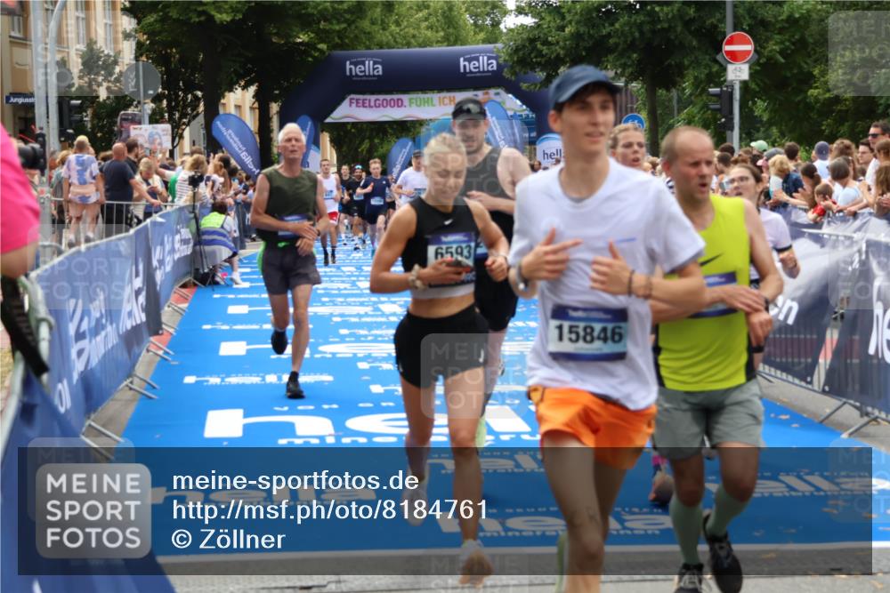 29.06.2025 - hella hamburg halbmarathon Zöllner http://msf.ph/oto/8184761 29.06.2025 10:42:09 Ziel 1441, 5682, 6593, 10216, 11417, 12098, 12292, 13196, 15846, 16677, 17864, 18920, 19046 meine-sportfotos.de