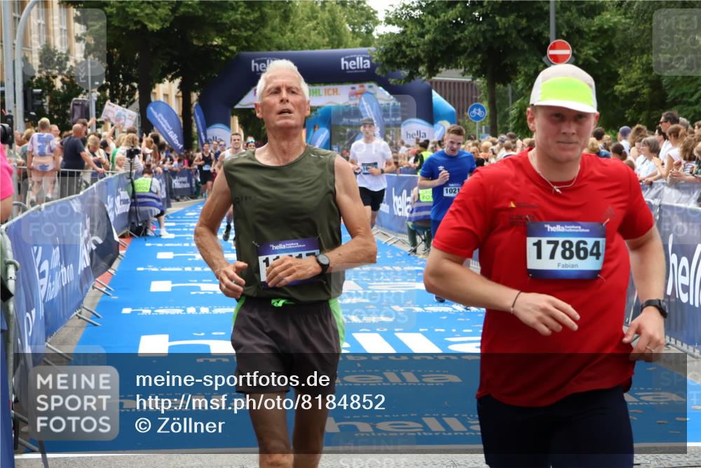 29.06.2025 - hella hamburg halbmarathon Zöllner http://msf.ph/oto/8184852 29.06.2025 10:42:12 Ziel 1441, 5682, 7765, 10216, 12098, 16626, 16677, 17363, 18772, 18802 meine-sportfotos.de