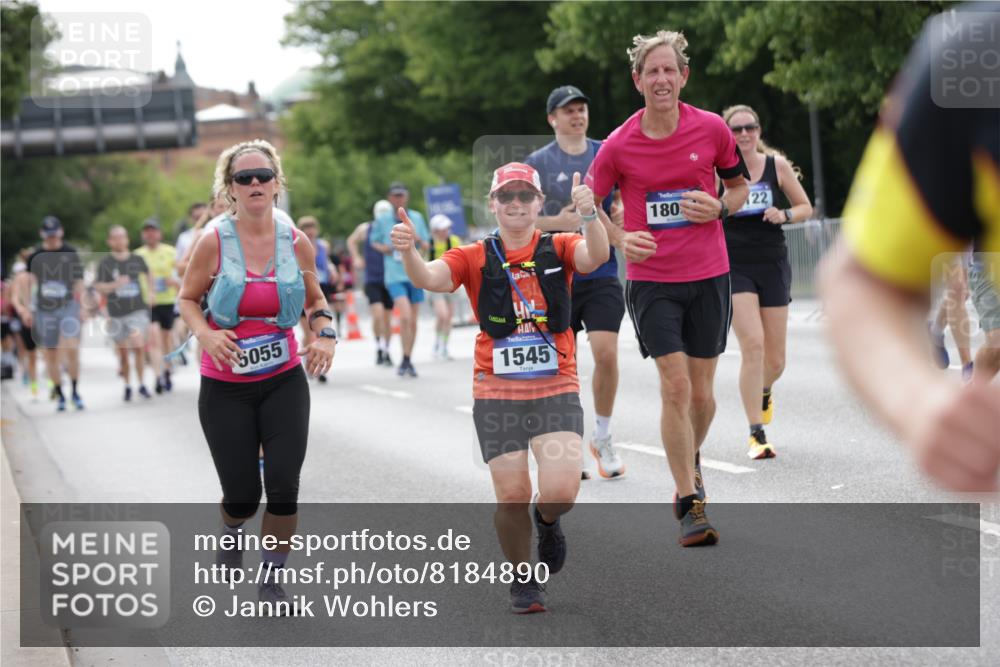 29.06.2025 - hella hamburg halbmarathon Jannik Wohlers http://msf.ph/oto/8184890 29.06.2025 10:23:27 Lombardsbrücke 1444, 1545, 2125, 2489, 4122, 4597, 4646, 4990, 5055, 5258, 5358, 5661, 6747, 7013, 8031, 8141, 8149, 8181, 8502, 8676, 8717, 9217, 9603, 9715, 10649, 11044, 11415, 11454, 11793, 13149, 14521, 15739, 15853, 16331, 17385, 17513, 17595, 18091, 18314, 18745, 18998, 19017 meine-sportfotos.de