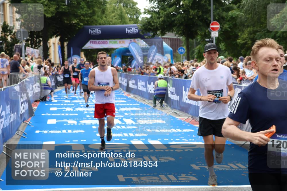 29.06.2025 - hella hamburg halbmarathon Zöllner http://msf.ph/oto/8184954 29.06.2025 10:42:15 Ziel 1441, 1903, 5682, 7765, 7865, 9365, 12098, 13709, 14899, 16626, 16660, 16677, 17182, 17363, 18772, 18802 meine-sportfotos.de