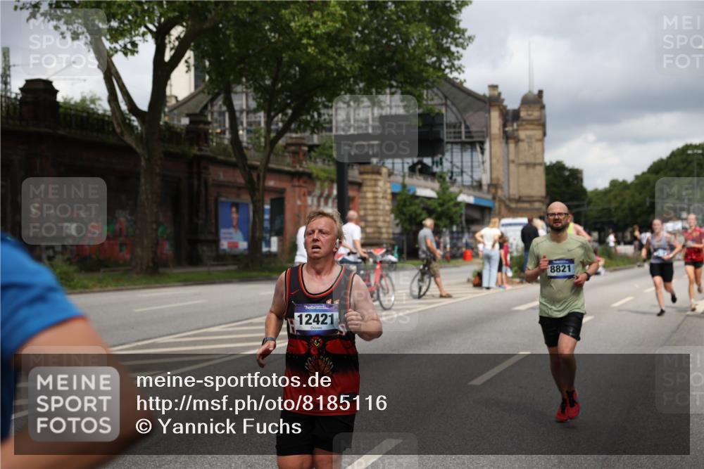 29.06.2025 - hella hamburg halbmarathon Yannick Fuchs http://msf.ph/oto/8185116 29.06.2025 10:43:32 20KM 1094, 1342, 1381, 1452, 1476, 2013, 2504, 2592, 2596, 2706, 2878, 2889, 2937, 3060, 4017, 4183, 4185, 4832, 5460, 5705, 6158, 7067, 7297, 7332, 8112, 8437, 8821, 9038, 9126, 9213, 9463, 9619, 9649, 9695, 9924, 9965, 10184, 10859, 11340, 11519, 11579, 11779, 11819, 11977, 12094, 12421, 12533, 12670, 13233, 13269, 13688, 13690, 14526, 15422, 15523, 15857, 16114, 16369, 16627, 16653, 16731, 16891, 17173, 17632, 17753, 18058, 18842, 18873, 18926, 19109 meine-sportfotos.de