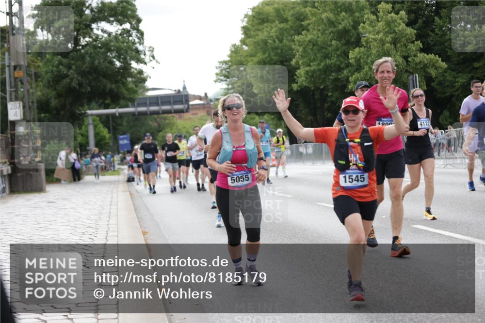 29.06.2025 - hella hamburg halbmarathon Jannik Wohlers http://msf.ph/oto/8185179 29.06.2025 10:23:28 Lombardsbrücke 1444, 1545, 2125, 2489, 4122, 4597, 4646, 4990, 5055, 5258, 5260, 5358, 5661, 6747, 7013, 8031, 8141, 8149, 8181, 8502, 8676, 8717, 9217, 9603, 9715, 10649, 11044, 11415, 11454, 11793, 13149, 14521, 15739, 15853, 16331, 17385, 17513, 17595, 18091, 18314, 18745, 18998, 19017 meine-sportfotos.de