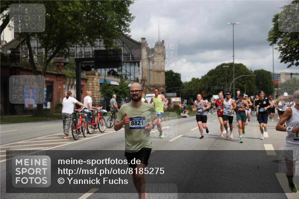 29.06.2025 - hella hamburg halbmarathon Yannick Fuchs http://msf.ph/oto/8185275 29.06.2025 10:43:33 20KM 1094, 1342, 1381, 1476, 2013, 2504, 2516, 2592, 2596, 2706, 2878, 2889, 2937, 3060, 3692, 4017, 4832, 5460, 5705, 6158, 7067, 7297, 7332, 8112, 8437, 8821, 9038, 9126, 9213, 9463, 9619, 9649, 9695, 9924, 9965, 10184, 10859, 11340, 11519, 11579, 11779, 11819, 11977, 12094, 12421, 12533, 12670, 13233, 13269, 13688, 13690, 14526, 15422, 15523, 16114, 16369, 16627, 16653, 16731, 16891, 17173, 17632, 17753, 18058, 18842, 18926, 19109 meine-sportfotos.de