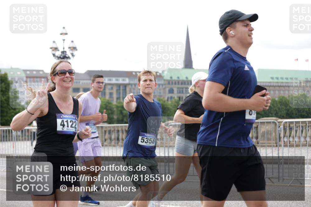 29.06.2025 - hella hamburg halbmarathon Jannik Wohlers http://msf.ph/oto/8185510 29.06.2025 10:23:32 Lombardsbrücke 1444, 1545, 2489, 3013, 4122, 4597, 4990, 5039, 5055, 5258, 5260, 5358, 5661, 5954, 7013, 7426, 8141, 8149, 8502, 8676, 8717, 9217, 9603, 11044, 11347, 11415, 11454, 13149, 14521, 15352, 15739, 15853, 17385, 17513, 17595, 18091, 18210, 18314, 18745, 18998, 19017 meine-sportfotos.de