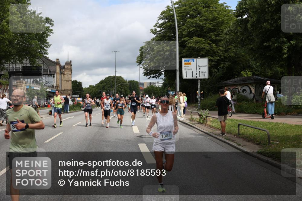 29.06.2025 - hella hamburg halbmarathon Yannick Fuchs http://msf.ph/oto/8185593 29.06.2025 10:43:33 20KM 1094, 1342, 1381, 1476, 2013, 2504, 2516, 2592, 2596, 2706, 2878, 2889, 2937, 3060, 3692, 4017, 4832, 5460, 5705, 6158, 7067, 7297, 7332, 8112, 8437, 8821, 9038, 9126, 9213, 9463, 9619, 9649, 9695, 9924, 9965, 10184, 10859, 11340, 11519, 11579, 11779, 11819, 11977, 12094, 12421, 12533, 12670, 13233, 13269, 13688, 13690, 14526, 15422, 15523, 16114, 16369, 16627, 16653, 16731, 16891, 17173, 17632, 17753, 18058, 18842, 18926, 19109 meine-sportfotos.de
