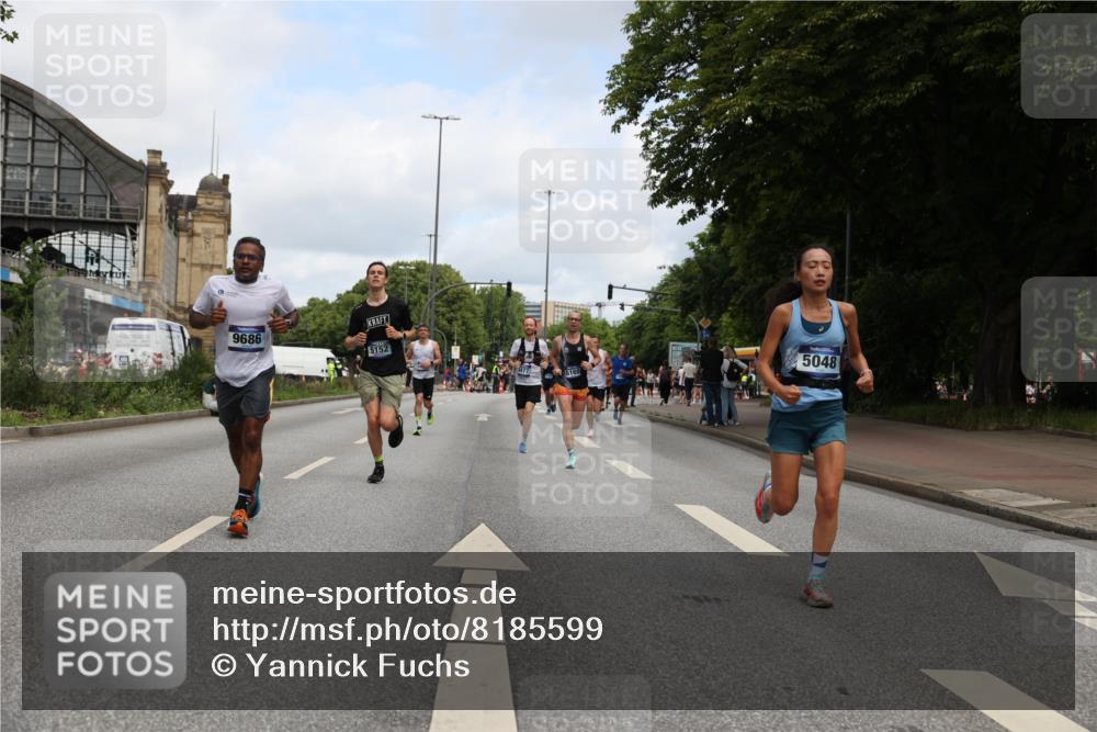 29.06.2025 - hella hamburg halbmarathon Yannick Fuchs http://msf.ph/oto/8185599 29.06.2025 10:29:30 20KM 1002, 1217, 4477, 5048, 5152, 6169, 6878, 7628, 7972, 8395, 8864, 9686, 11661, 12369, 14069, 14388, 14603, 15991, 16140, 16712, 17014, 18419, 18837, 19022 meine-sportfotos.de
