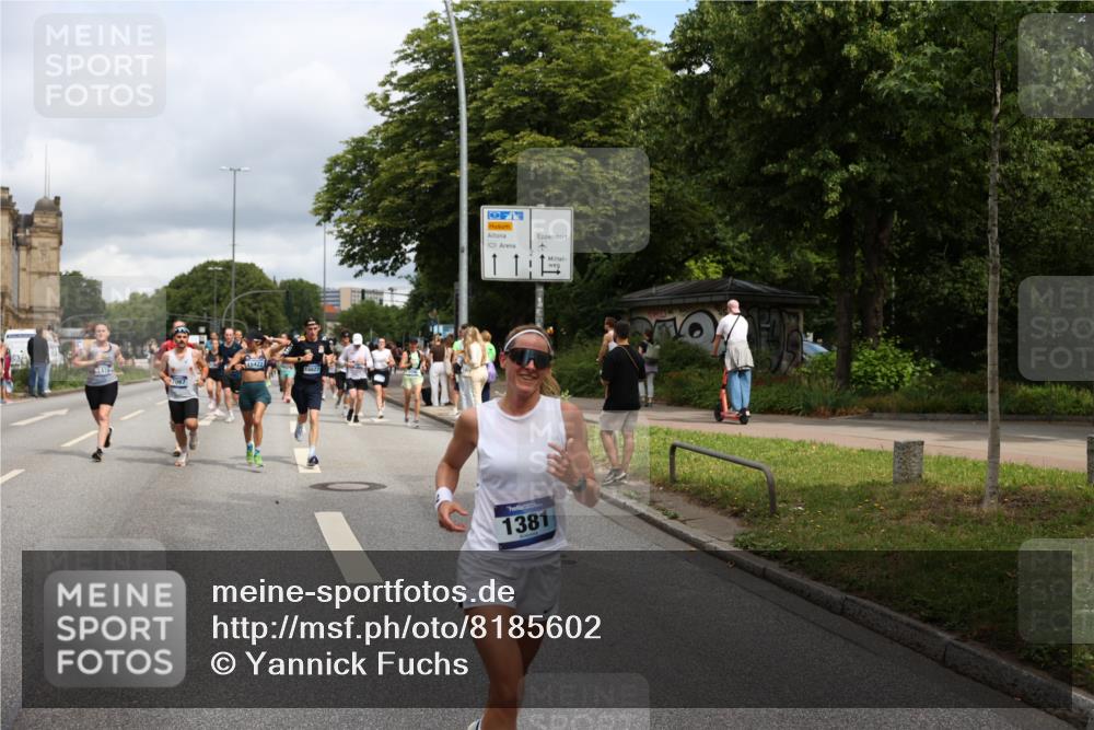 29.06.2025 - hella hamburg halbmarathon Yannick Fuchs http://msf.ph/oto/8185602 29.06.2025 10:43:34 20KM 1094, 1342, 1381, 1476, 2013, 2504, 2516, 2592, 2596, 2706, 2878, 2889, 2937, 3060, 3692, 4017, 4832, 5460, 5705, 6158, 7067, 7297, 7332, 8112, 8437, 8821, 9038, 9126, 9200, 9213, 9463, 9619, 9649, 9695, 9924, 9965, 10184, 10859, 11340, 11519, 11579, 11779, 11819, 11977, 12035, 12094, 12421, 12533, 12670, 13233, 13269, 13688, 13690, 14526, 15422, 15523, 16114, 16369, 16627, 16653, 16731, 16891, 17173, 17632, 17753, 18058, 18842, 18926, 19109 meine-sportfotos.de