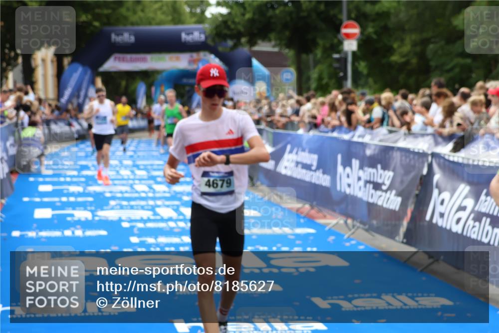 29.06.2025 - hella hamburg halbmarathon Zöllner http://msf.ph/oto/8185627 29.06.2025 10:33:27 Ziel 4602, 4679, 8956, 16881, 17056, 17489, 18731 meine-sportfotos.de
